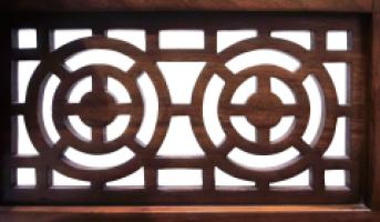 Anglo-Japanese Mahogany Settee by E. W. Godwin and probably made by William Watt - Thumbnail 3
