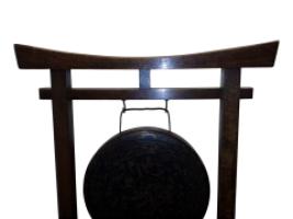E. W. Godwin for William Watt. An Anglo-Japanese gong - Thumbnail 7